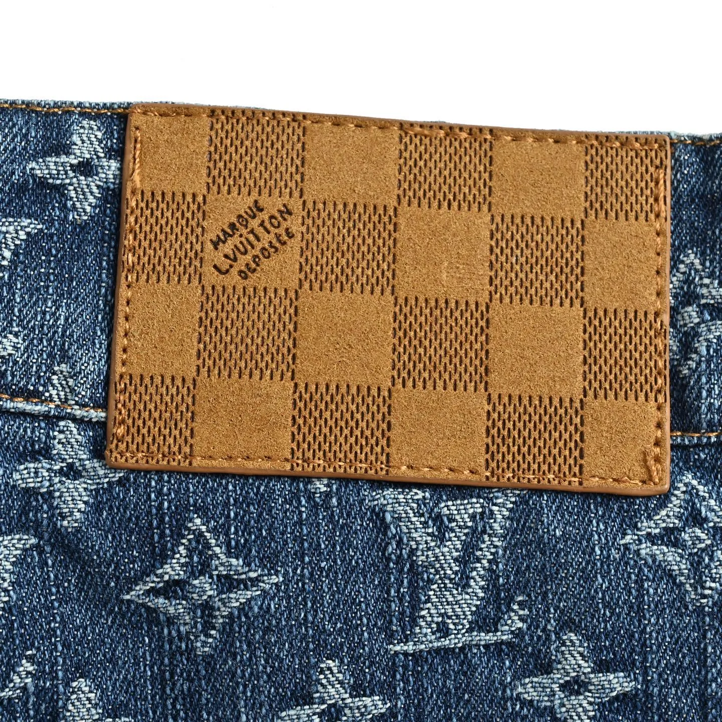 Louis Vuitton/Louis Vuitton all-over presbyopia jacquard suit six-point denim shorts